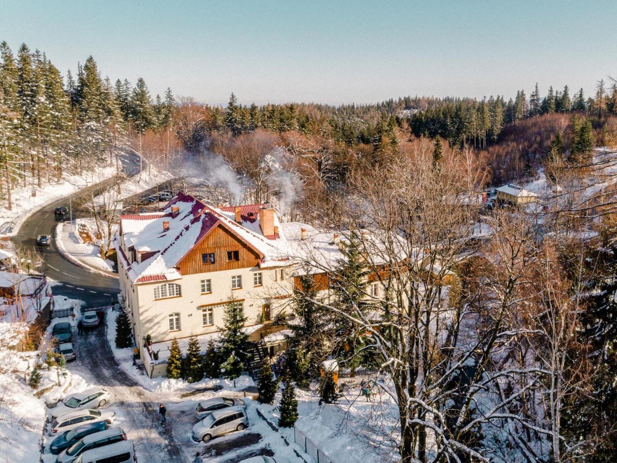 Lesny Dwor Bed & Breakfast Karpacz Dış mekan fotoğraf